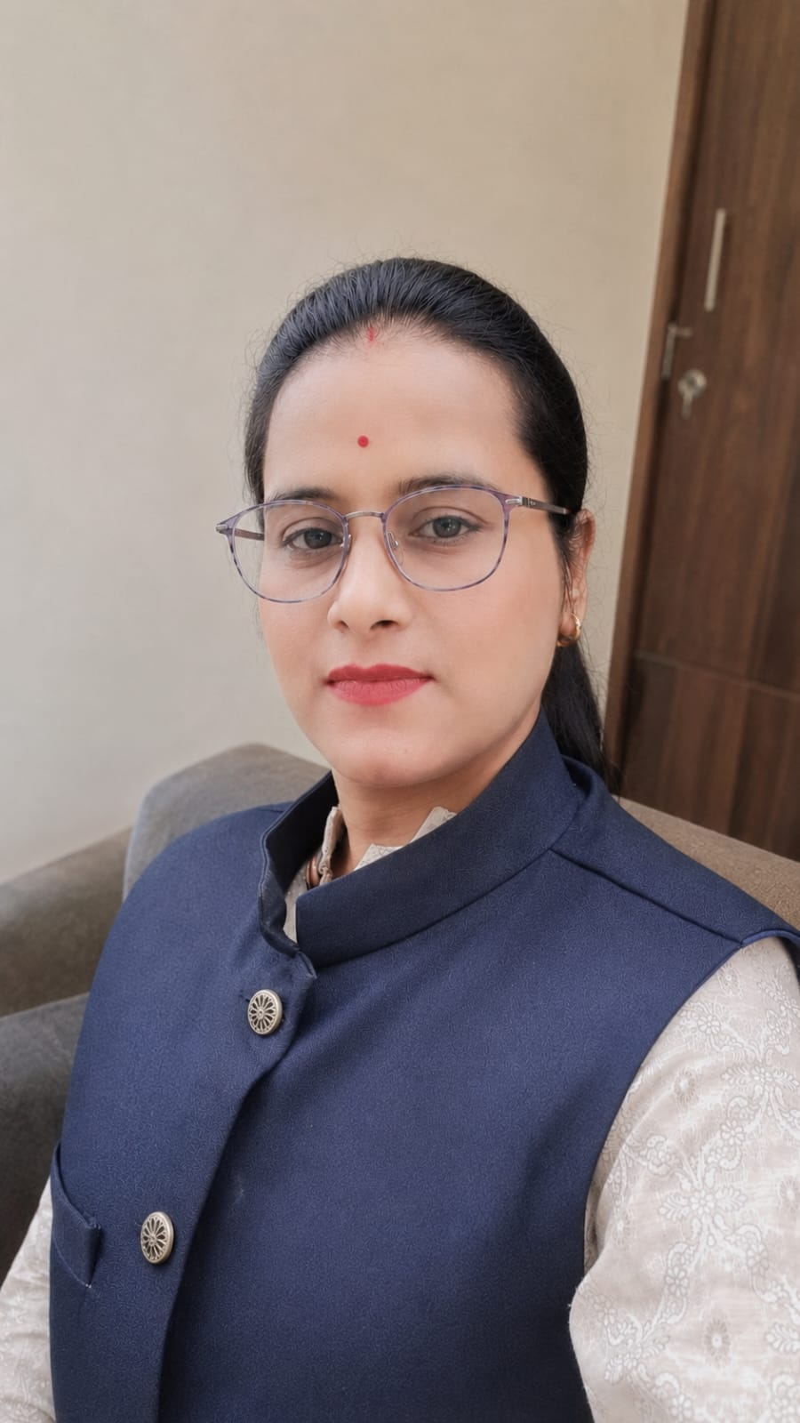 Neetu Thakur Teacher Khandwa Profile